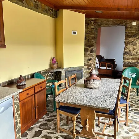 Holiday home Casa Do Passadico Espiunca